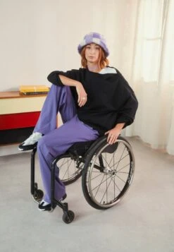 Even&Odd Sweatshirt - Black 8 Even&Odd Sweatshirt - Black -Even&Odd 15509ae809d94558a30f962737922fff