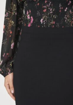 2 PACK - Bleistiftrock - Black/khaki 11 2 PACK - Bleistiftrock - Black/khaki -Even&Odd 3d2cd3b1ae2f425da8f14c63f3999060