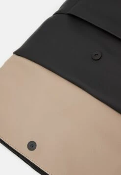 Even&Odd Tagesrucksack - 802 - Black_704 - Beige -Even&Odd 5b51eeeb7eaa4ee7bf92e9da7692699e