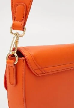 Even&Odd Umhängetasche - Orange -Even&Odd 5e92f4c681e74cc480eec514fa5c6419