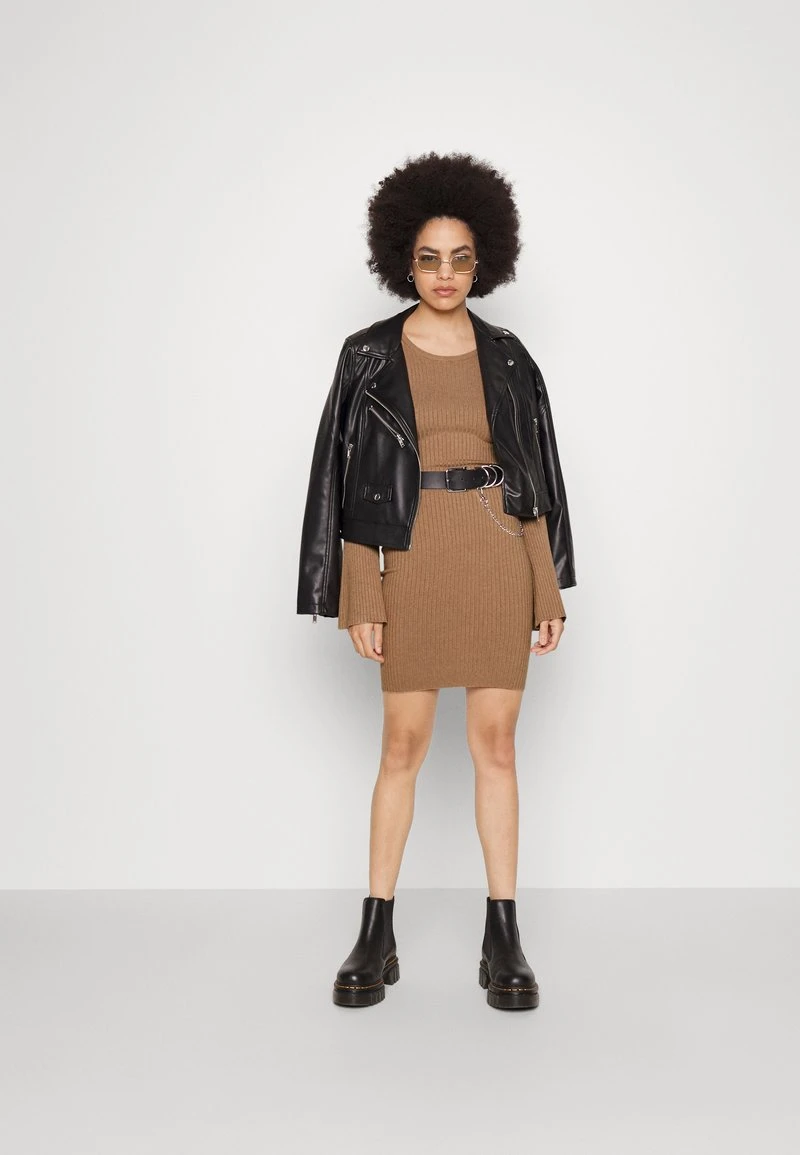 Even&Odd KNIT LOOSE FIT FLARED SLEEVES DRESS - Strickkleid - Camel 2 Even&Odd KNIT LOOSE FIT FLARED SLEEVES DRESS - Strickkleid - Camel – Bild 2