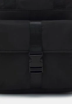 Even&Odd Tagesrucksack - Black -Even&Odd 7105cbe3ab434b87ba1d0f89269740c0