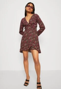 Even&Odd Freizeitkleid - Black/pink -Even&Odd 822430b252c84e0a8c81cb95b98d5072