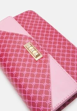 Even&Odd Umhängetasche - Pink 9 Even&Odd Umhängetasche - Pink -Even&Odd bee7944dc5d14823ac80e2435c950524